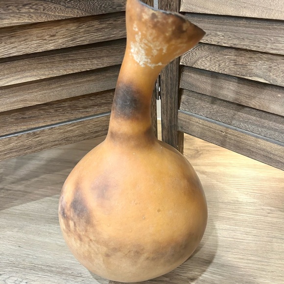 Vintage Handmade Hollow Gourd Vase 14” High - Picture 4 of 7